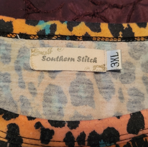 Southern Stitch Multi-Colored Leopard Print Top, 3XL - Picture 5 of 10